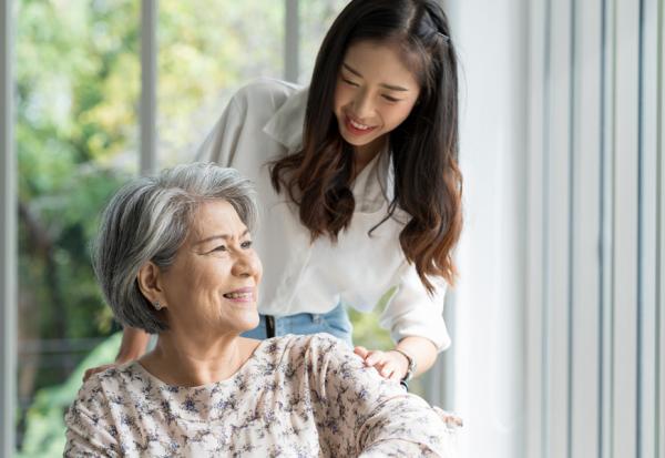 陳乃菁專欄｜不苛求自己的照顧者，更能照顧好家人和自己！不必事事完美，你快樂他才會快樂