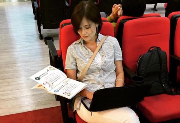 50後工作不為五斗米折腰、樂於一人用餐旅行！《變老的勇氣》譯者王蘊潔：我從沒像現在這麼喜歡自己