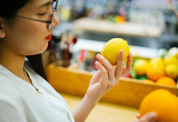 沒有交惡的朋友，為何老是酸言酸語帶笑攻擊？陳安儀50後領悟：直接遠離莫隱忍，酸鹼平衡才能身心健康