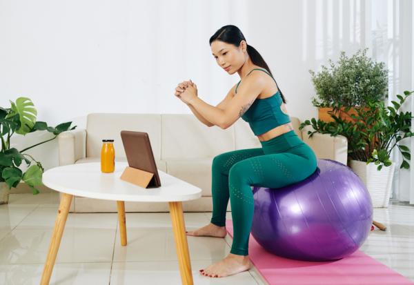 鍛鍊核心肌群，可同時解決壓力與腸胃毛病！常做3件事，讓身材和心情一起變好