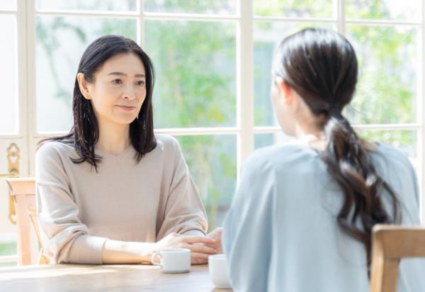 如何成為孩子想要傾訴時的「口袋名單」？別在狀況外就急著下指導棋，6個步驟對話讓關係更靠近  