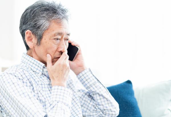 官員被詐騙600多萬退休金，只因一通電話！前國安局主管謝冠賢：詐騙集團常見5大關鍵句，一定要小心