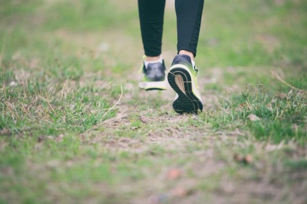 現在起走路改姿勢！ 運用「上半身」才能強化心肺降血壓