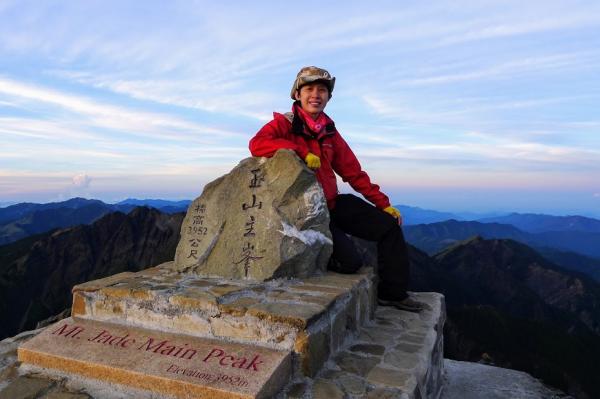 中年徬徨時，去爬山吧！周倩漪：山能驅逐負能量，平靜你的心