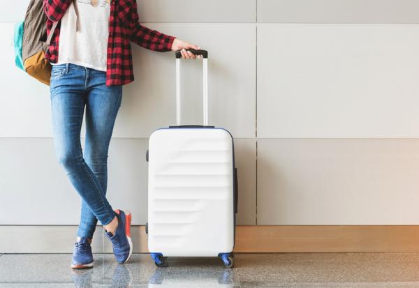 旅行就該心情好、防失眠與消化不良！美國《預防》雜誌：14個秘訣，讓旅途一路愉快