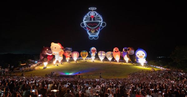 錯過要等明年！哆啦A夢飛越鹿野高台，2025 台東熱氣球嘉年華壓軸場次開跑