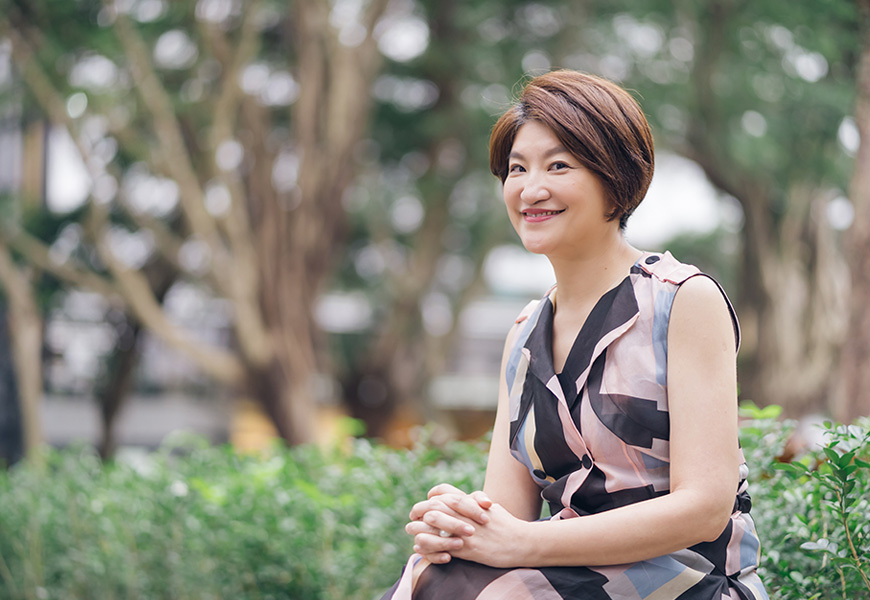 錢不能解決所有問題，中年後更要交朋友！夏韻芬：哪天生病、低潮時，親朋好友的功能超越金錢
