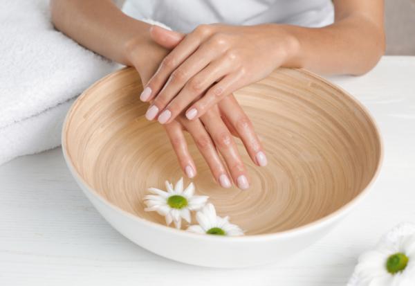 改善失眠、睡不好，先溫柔對待雙手吧！每天5分鐘改善手部循環，釋放體內的熱