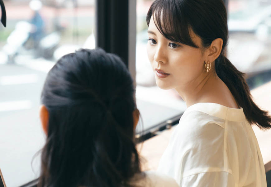 如何安慰罹癌親友？太多建議反而造成困擾！乳癌病友協會理事長：一起發呆看夕陽，就是最棒的陪伴