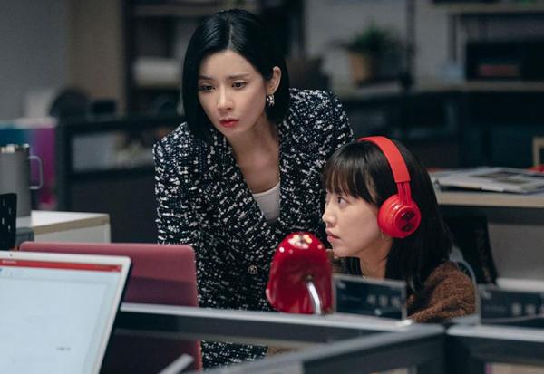 連假追劇：職場劇《較量人生》、《代理公司》看李寶英職場女王逆襲，《愛在山林間》熟齡男女尋找人生最後的戀愛