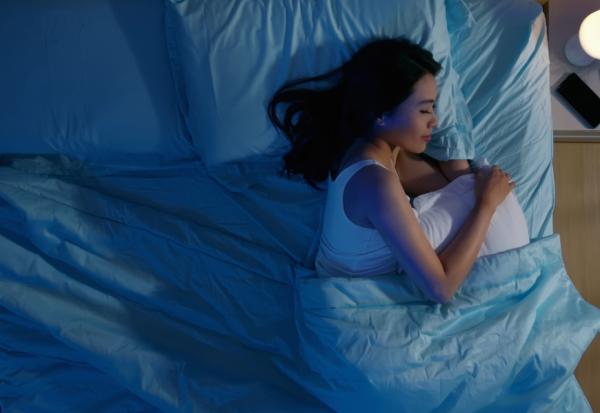 你的深眠期夠長嗎？精神科醫師：房間濕氣要注意！5建議改善失眠