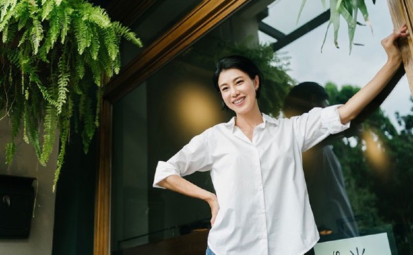 「鬆」是一切自在的源頭！徐曉晰：愛自己的4個練習，鬆鬆地對待人生