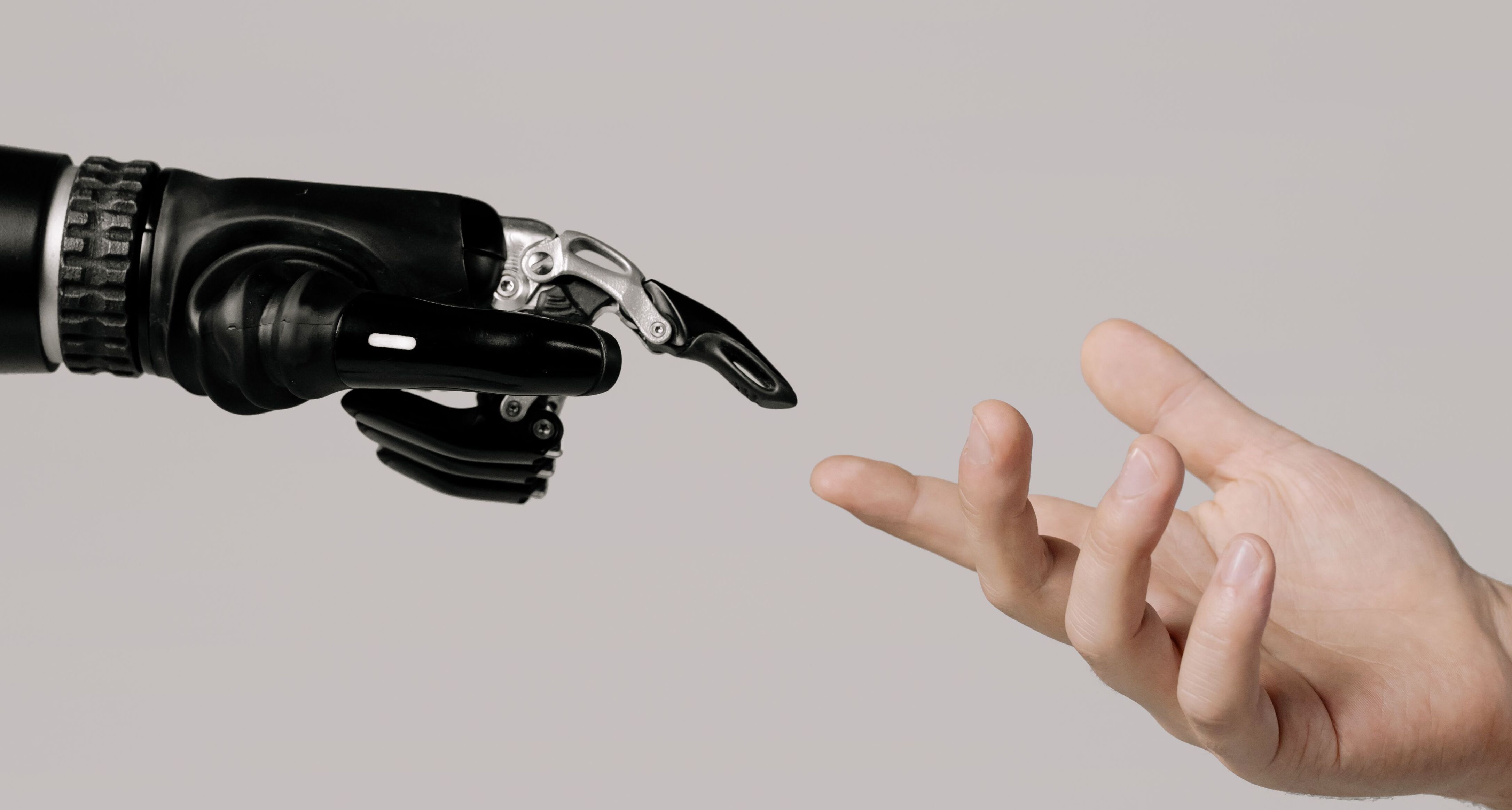 「弱人類＋機器＋好流程」勝過單一強大 AI！敏捷Scrum如何打造人機協作新賽局
