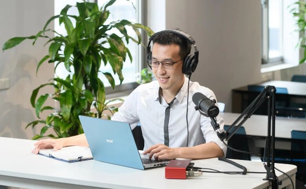 放棄300萬年薪工作前先畫好工作藍圖，「下一本讀什麼」Podcast 製作人瓦基教你設計出屬於你自己的商業模式！