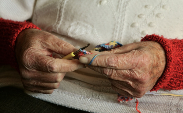 世界最長壽的人卡爾門，活了122歲人生的養生祕訣｜《拒絕變老》