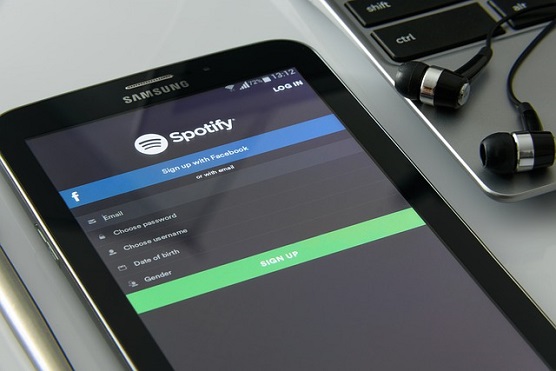Spotify 成功的創新模式：「小隊化」與「數據驅動」