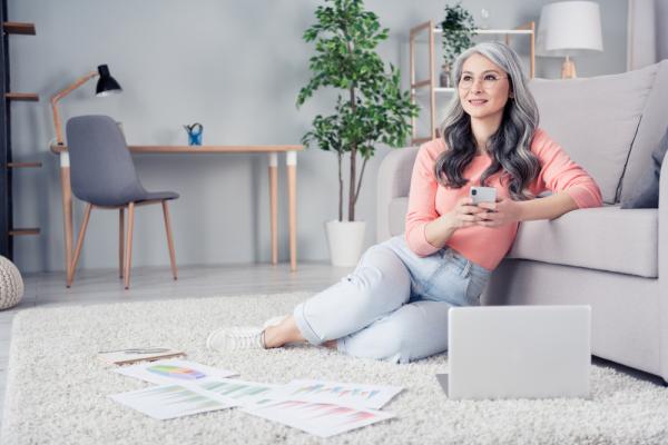 87歲自在獨居30年，看歐洲電影、喝咖啡、泡湯是日常！洪雪珍：我從這位女性身上學到的事