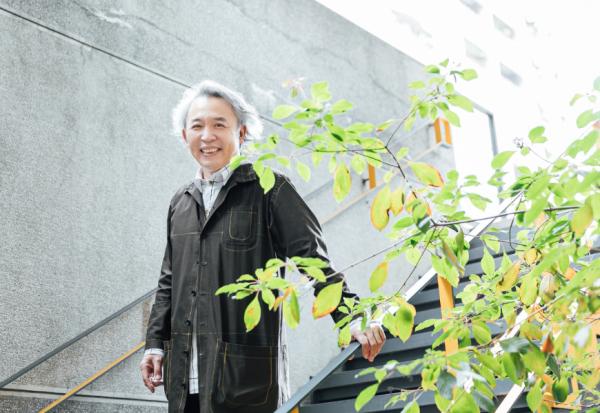 熟男留白髮好看的關鍵！美髮教父鄧泰華：不要變阿伯，首先要有愉悅的心情 