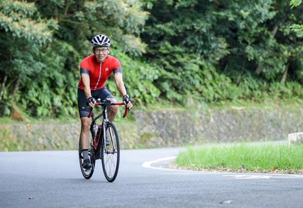 想讓人生增值，該投資的3件事！財務專家郝旭烈：帶著走的才是身價，帶不走的懂得放下！ 