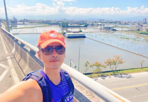 徒步環島45天！知名主持人呂如中：專心走路，壓力都消失了 