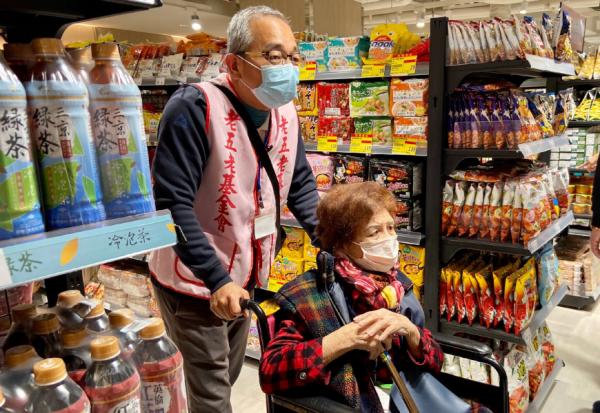 退休後做志工10年！65歲王俊彥：教科書沒教我們怎麼老，關懷獨居長者會讓自己想得更深刻