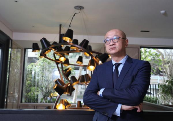 熟男別讓人生只剩工作！飯店老總領悟：成就再高，家人才是最重要的