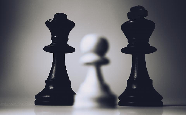  我們從「棋子」變成「棄子」！戰略三角崩潰的條件，竟是讓台灣成為犧牲品？