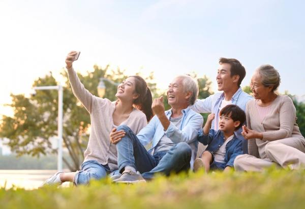 假期陪長輩出遊！頻尿、漏尿、失禁的防護對策，找回旅行的自由