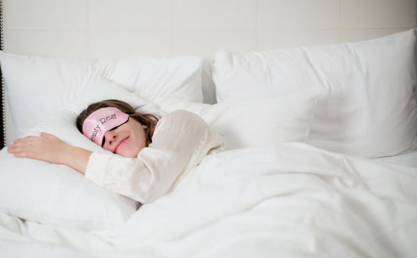 你的睡眠類型是海豚、獅子、熊、狼？獅型人成就較高、狼型人有創意...｜ 《拒絕變老》