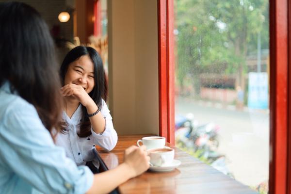 互訴牢騷超開心！90歲精神科醫師：50後，要有「能揭露自己弱點」的友誼