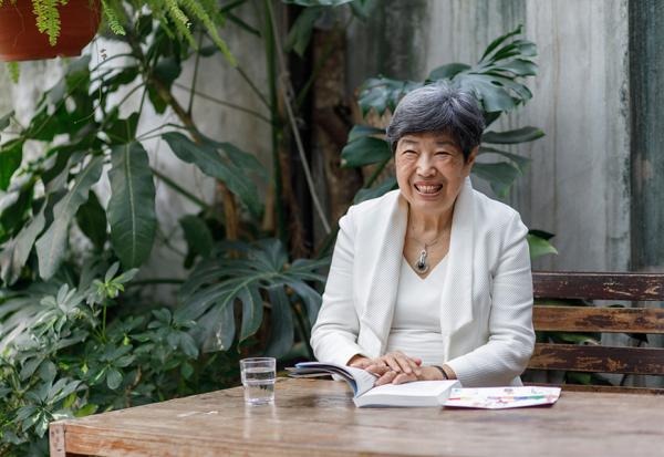 每年生日，都有百位「徒子徒孫」為她相聚！81歲海大榮譽教授孫寶年：如何做讓年輕人敬重的前輩？