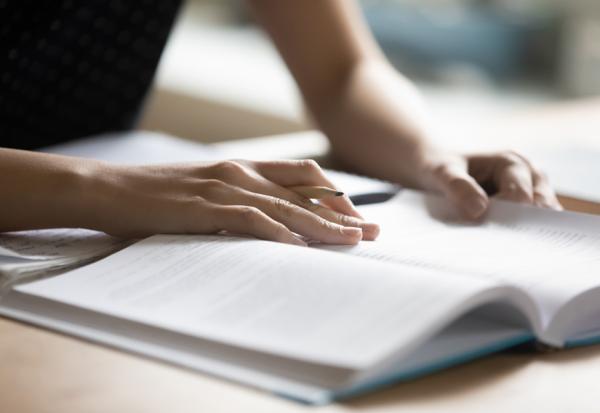 想當照服員，「照顧服務員單一級證照」怎麼準備？考試內容與報考資訊一次看懂