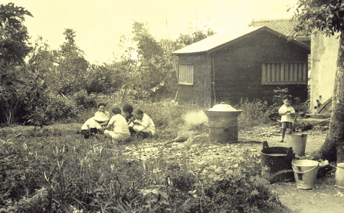 慈濟證嚴法師：五毛錢可以救人！1966 年一群家庭主婦「竹筒歲月」點燃超過半世紀慈善火種《行願一甲子》