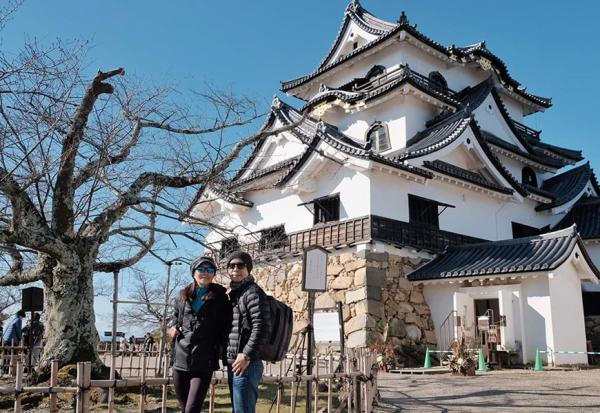 一只背包如何遊遍日本？退休夫妻的「斷捨離」秘訣，連人生都適用！