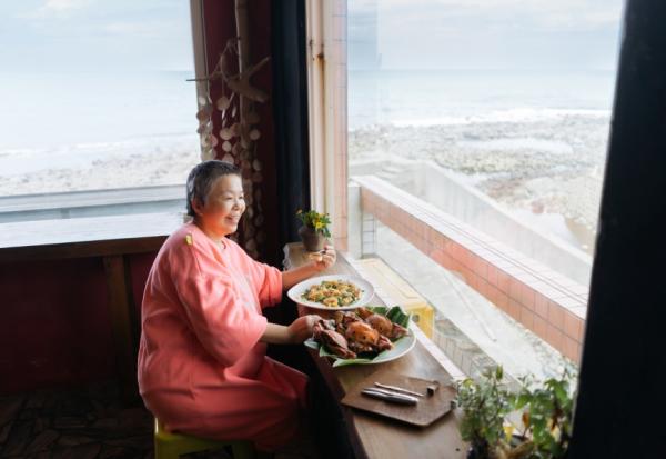 海景與愛貓相伴，一個人的過年不寂寞！Janey：能安靜地和自己相處，是一種強大