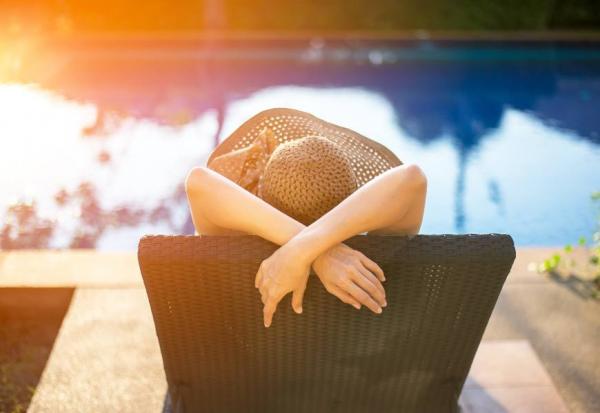 每天曬15分鐘太陽！婦產科名醫：更年期要有3習慣，預防骨鬆不發胖