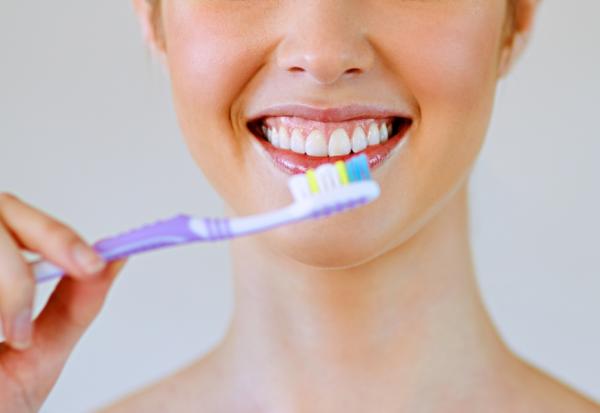 太太做假牙，差點把老公退休金花光！林峰丕：每半年做一次牙科檢查，等於幫老後賺一台進口名車的錢