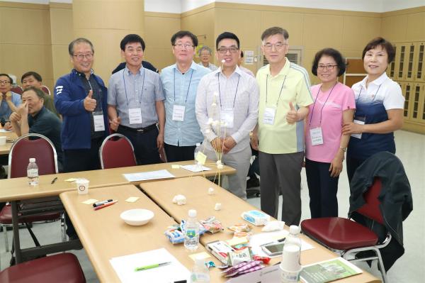 【楊寧茵專欄】我們很有用！只雇55+員工，營收破億的南韓企業EverYoung 