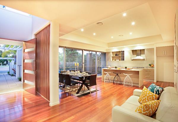 開燈開門「不動手」最好！如何讓家自動化與消毒，減少病毒留存？