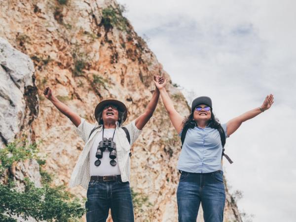 我們只能老一次！美國作家建議：50歲後，你該去做的50件事