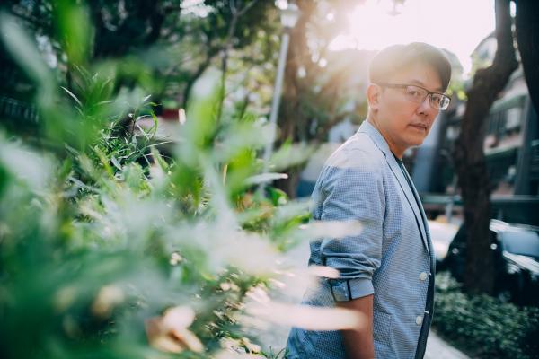 秘密不一定要說，但要和它共處 郭強生：50後需要的不是愛，而是情