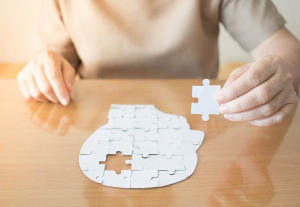 同樣年紀，為何有人忘東忘西、有人記憶力絕佳？神經科學家焦傳金：保持腦力最有效的間隔重複記憶法