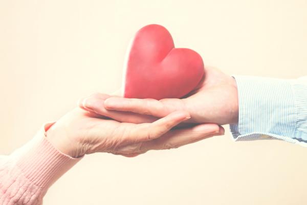 媽媽過世只留下不到10萬棺材本……《我們的藍調時光》編劇盧熙京：父母最棒的遺產不是錢，是這10件善行