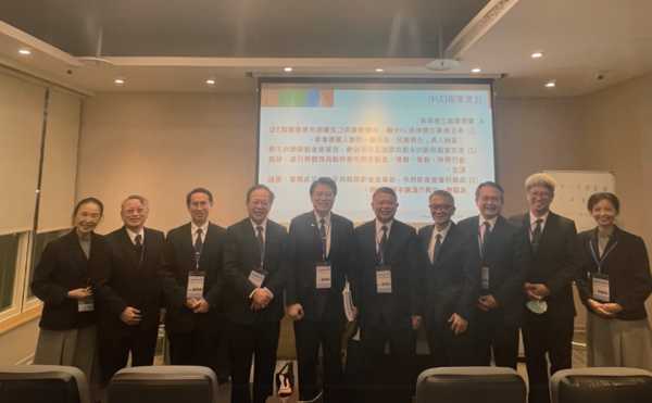 佛教慈濟醫療法人執行長林俊龍《用愛跑出第一棒》推薦序：都會不缺醫療，缺的是「有愛的醫療」