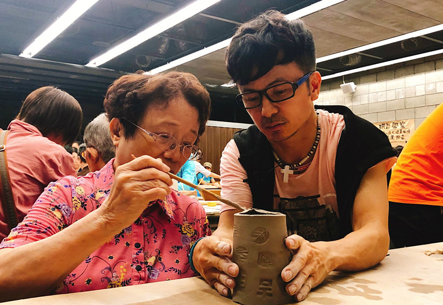 先後照顧失智爸媽將近20年，唐從聖分享心路歷程：謝謝上天給的功課，讓爸爸改變我、保護了媽媽