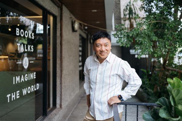 走過美好民歌時代，施孝榮：有過的記憶不會消失，人生下半場要做個好好活的可愛老人