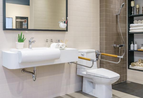 預防跌倒就是保護生命！避免在家跌倒，50後一定要做3個居家改造