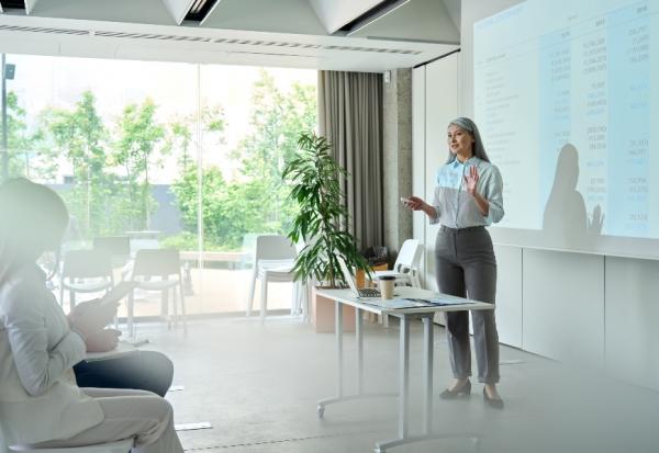 如何讓大腦老得慢？認知神經科學家：4個秘訣防止大腦退化