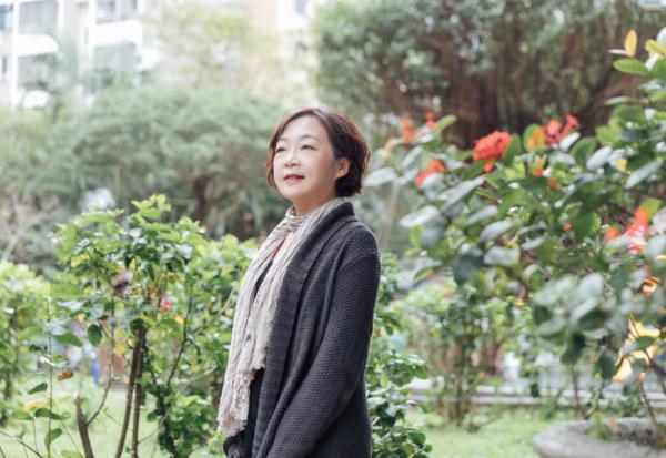 嫺人專欄｜年輕人生活不易，父母該幫忙多少？畢業季給孩子的祝福，陪他們邁向財務獨立