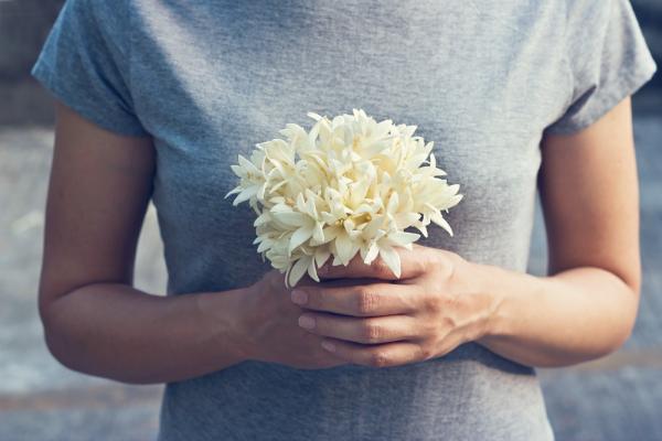 把虧欠轉化為感謝，別怕麻煩他人